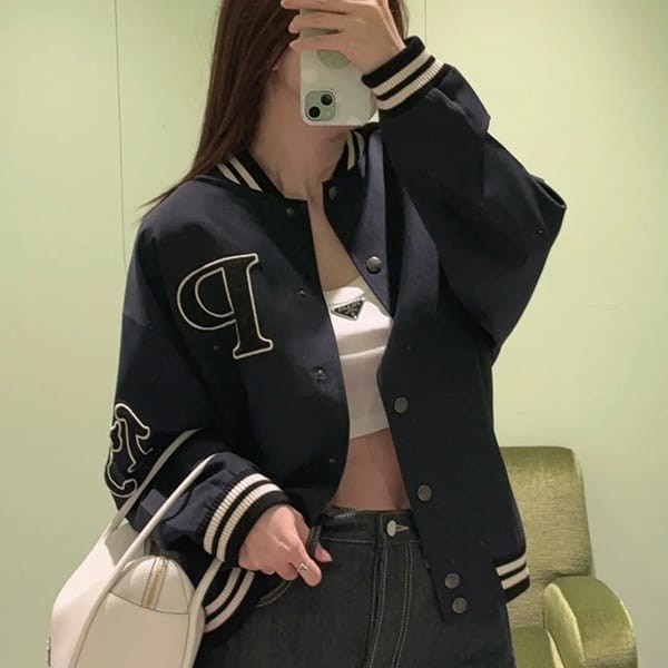 最新でオシャレプラダ パッチ付きモヘアウールボンバージャケット パロディ pug59364